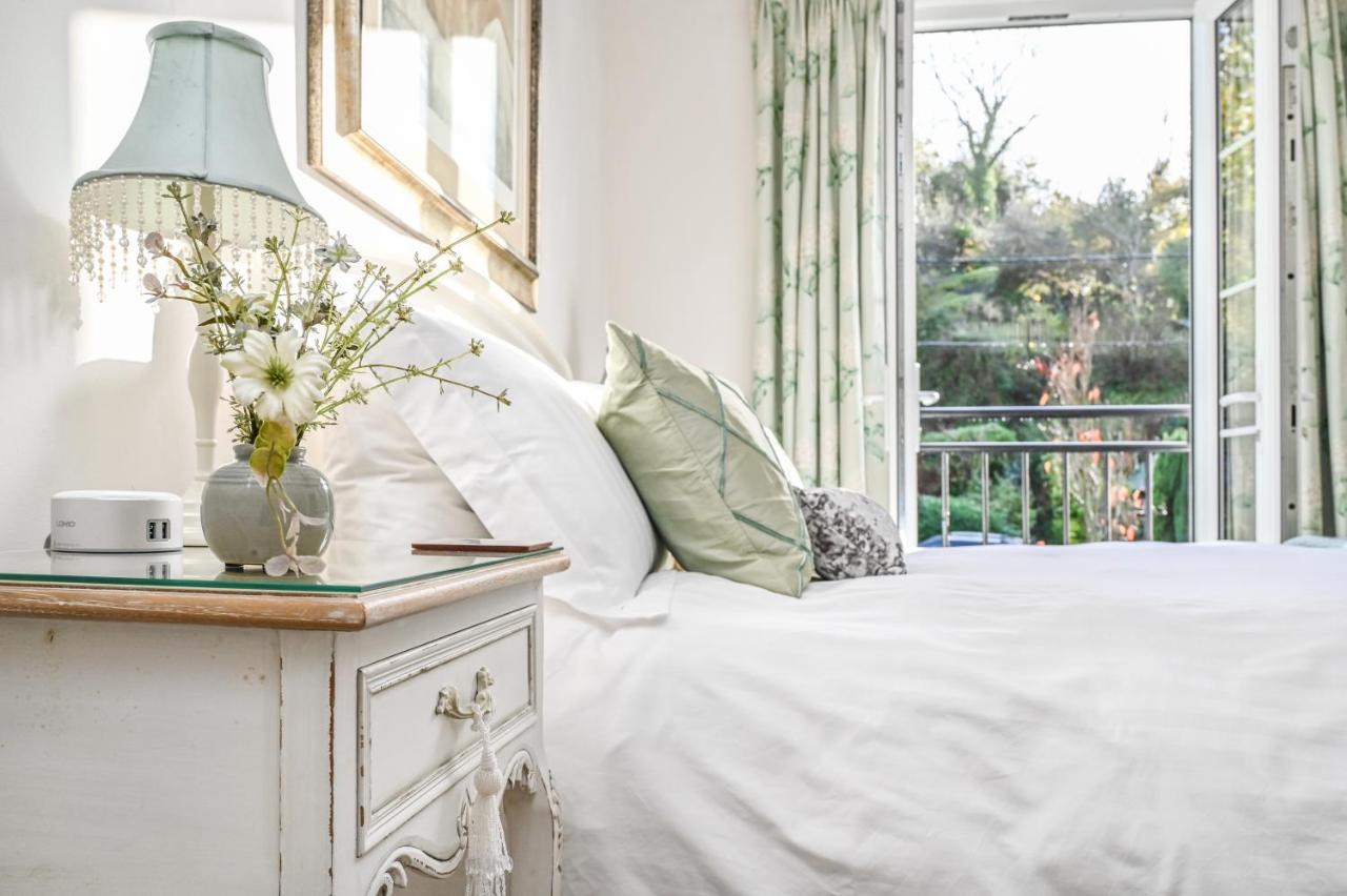 A Superb Bijou Retreat With Jacuzzi Near An Excellent Village Pub Yelverton Buitenkant foto