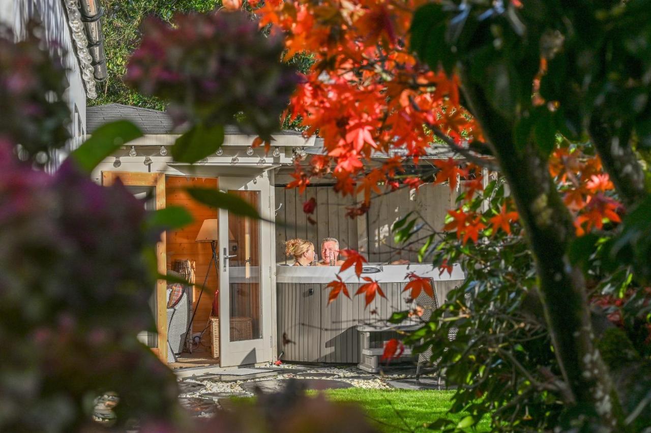 A Superb Bijou Retreat With Jacuzzi Near An Excellent Village Pub Yelverton Buitenkant foto